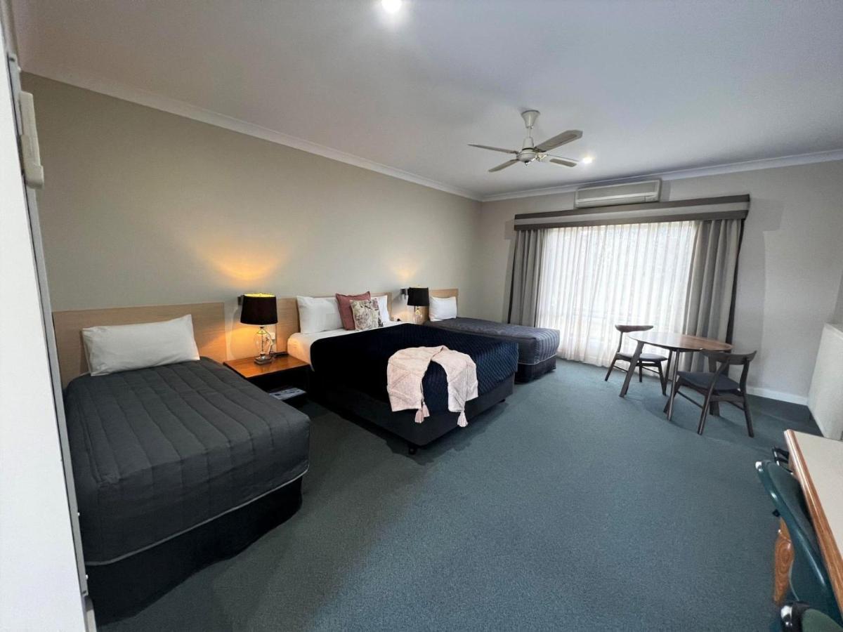 Tumbarumba Motel & Elms Restaurant Kültér fotó